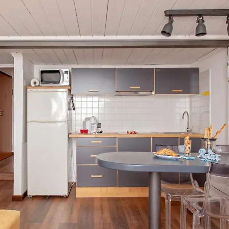 Sea Breeze Loft By Pleiades Apartment Livorno